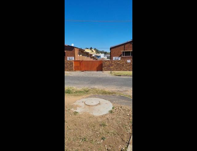 2 BEDROOM HOUSE FOR SALE IN TURFFONTEIN